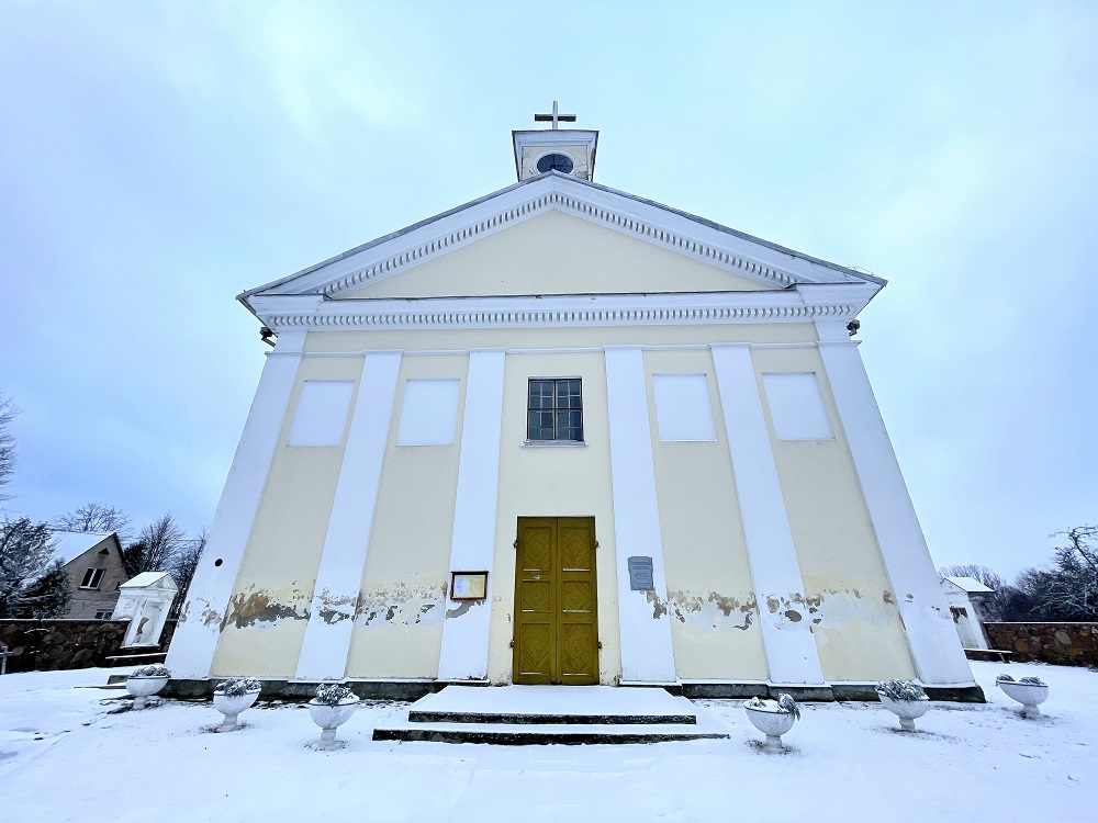 Aleksandravėlės Šv. Pranciškaus Serafiškojo bažnyčia