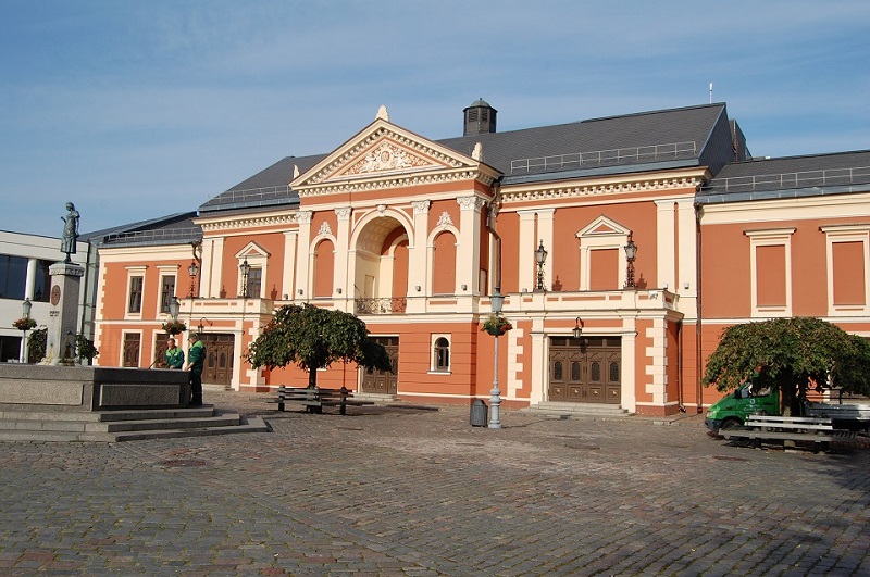 Klaipėdos Teatro aikštė-Klaipėda