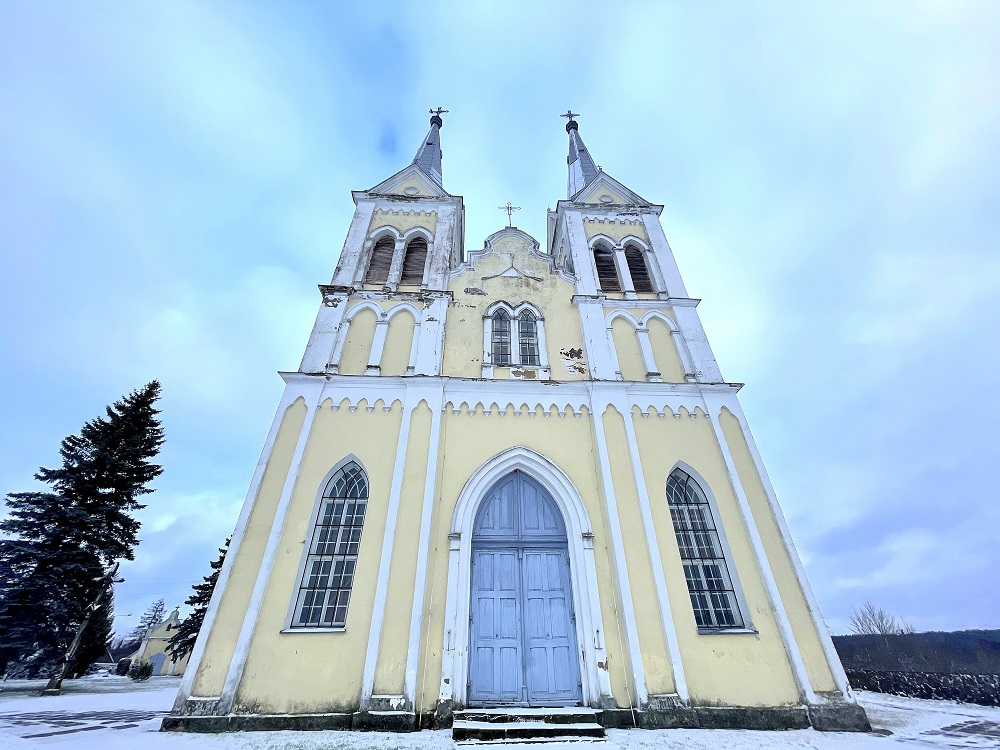 Obelių Šv. Onos bažnyčia-Obeliai