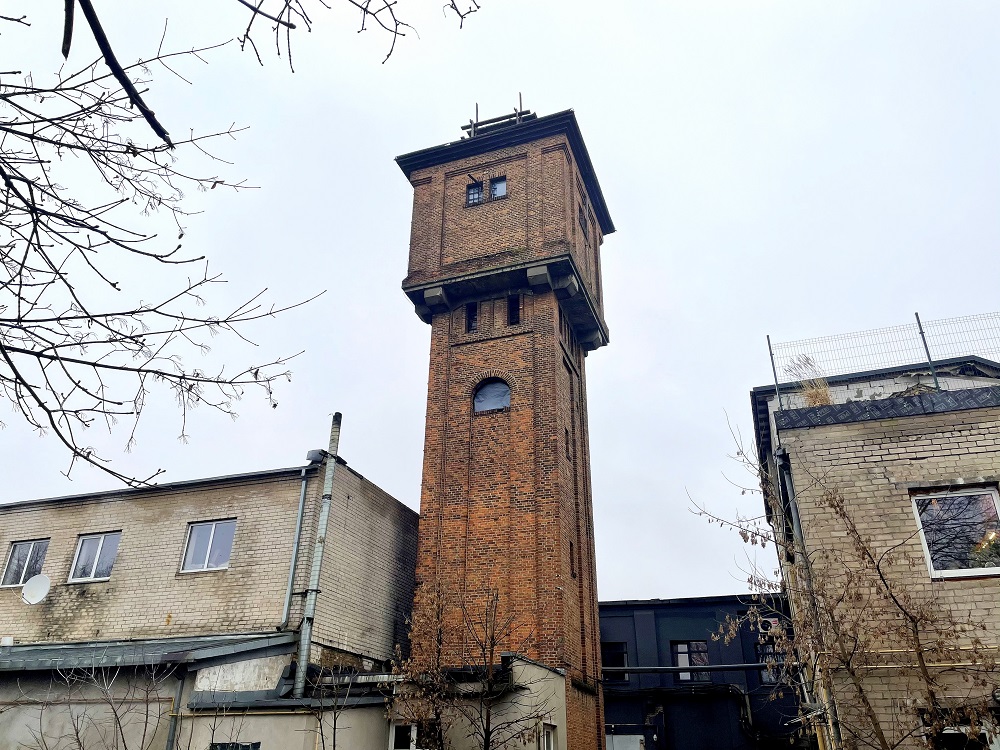 Vandens bokštas prie buvusio Dalgių fabriko-Vilnius