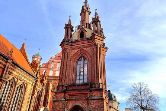 Vilniaus Šv. Onos bažnyčia-Vilnius'