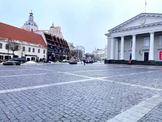 Vilniaus rotušės aikštė-Vilnius'
